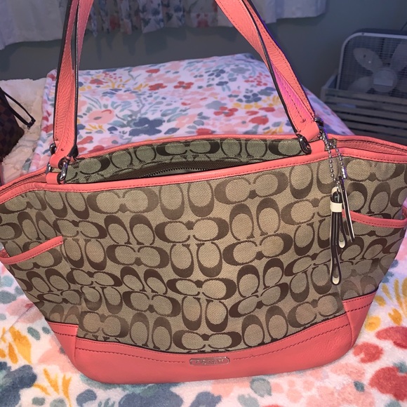 COACH BAG BUNDLES!! Two authentic coach purses - Picture 1 of 9